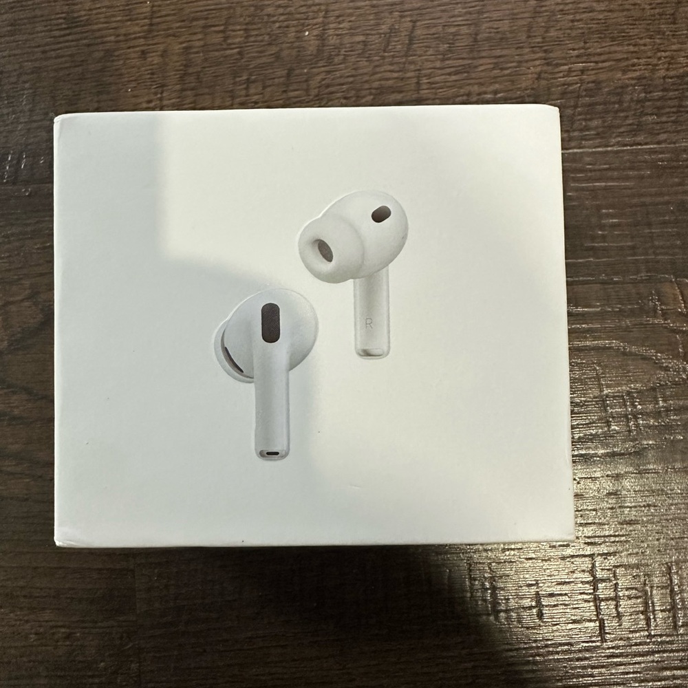 Apple Wireless Earbuds with Charging Case - White